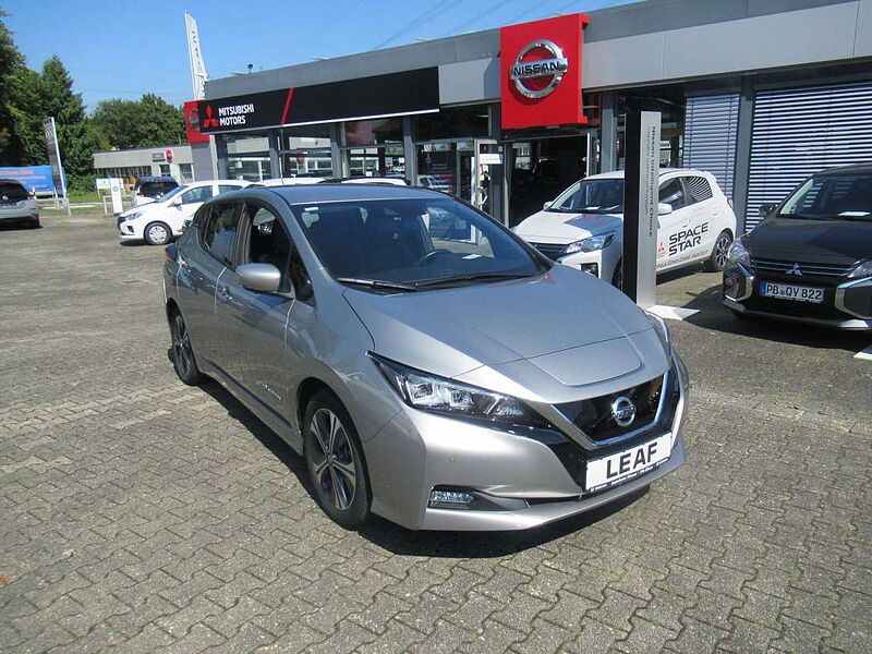 Nissan Leaf 40 kWh Tekna*SHZ*NAVI*LHZ*LEDER*BOSE*KEYLESS ENTRY