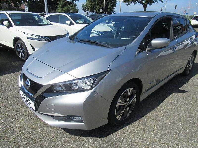 Nissan Leaf 40 kWh Tekna*SHZ*NAVI*LHZ*LEDER*BOSE*KEYLESS ENTRY