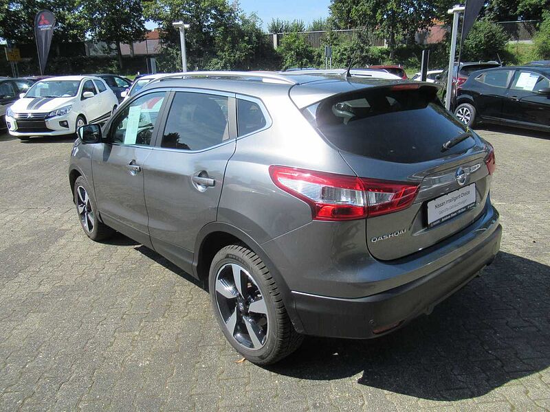 Nissan Qashqai 1.2 DIG-T Xtronic N-Connecta Pano SHZ