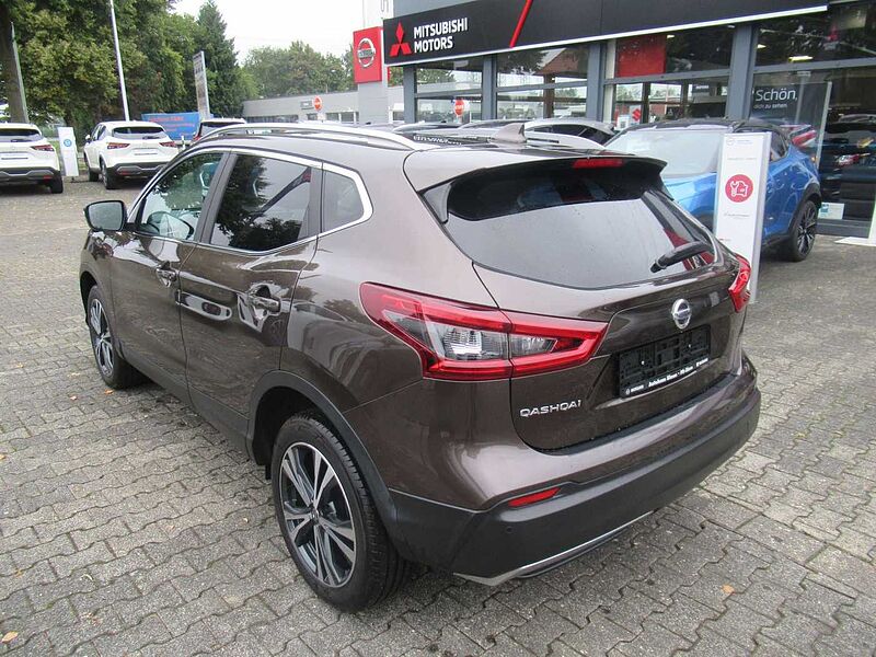 Nissan Qashqai 1.6 DIG-T N-Connecta*PANO*4xKAMERA*KEYLESS*SHZ*