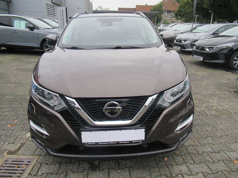 Nissan Qashqai 1.6 DIG-T N-Connecta*PANO*4xKAMERA*KEYLESS*SHZ*