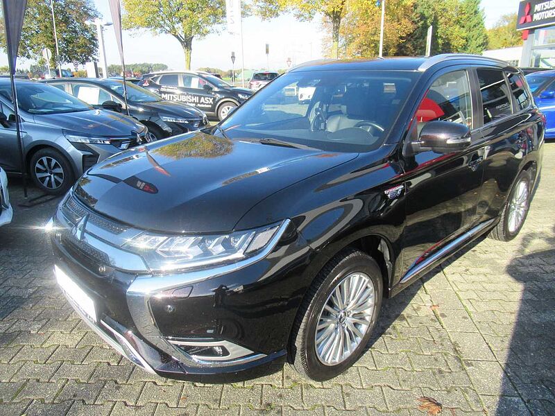 Mitsubishi Outlander 2.4 4WD Plug-In Hybrid Top*LEDER*SCHIEBEDACH*