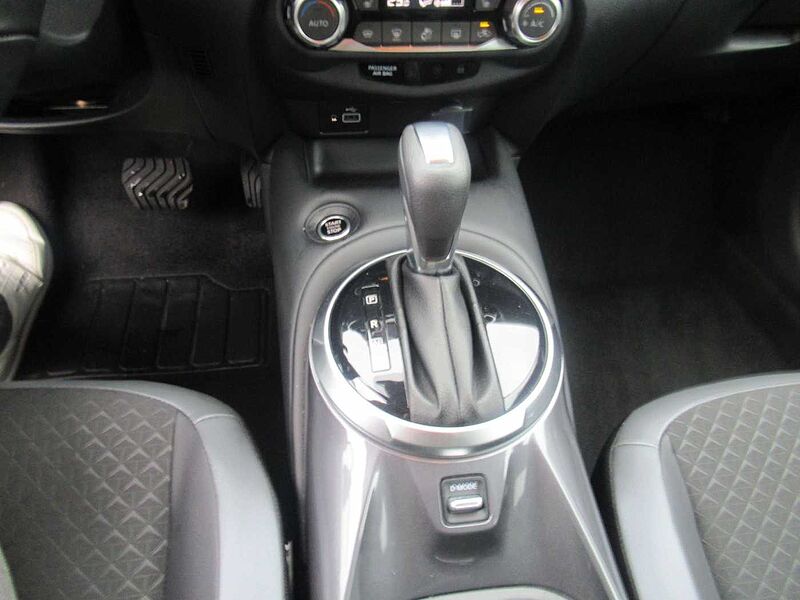 Nissan Juke 1.0 DIG-T DCT N-Connecta WP ALU NAVI