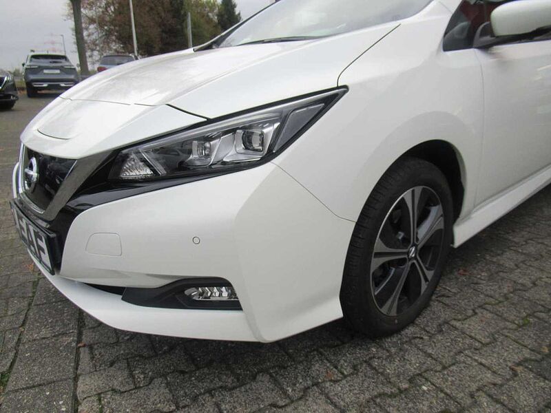 Nissan Leaf 62 kWh e+ N-Connecta SHZ 4xKamara