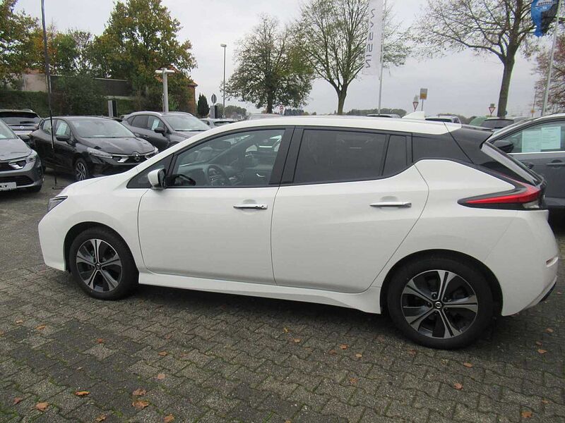 Nissan Leaf 62 kWh e+ N-Connecta SHZ 4xKamara