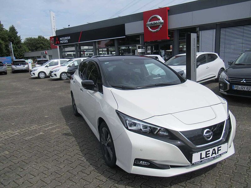 Nissan Leaf 40 kWh Tekna*LEDER*NAVI*SHZ*LED*KEYLESS ENTRY*