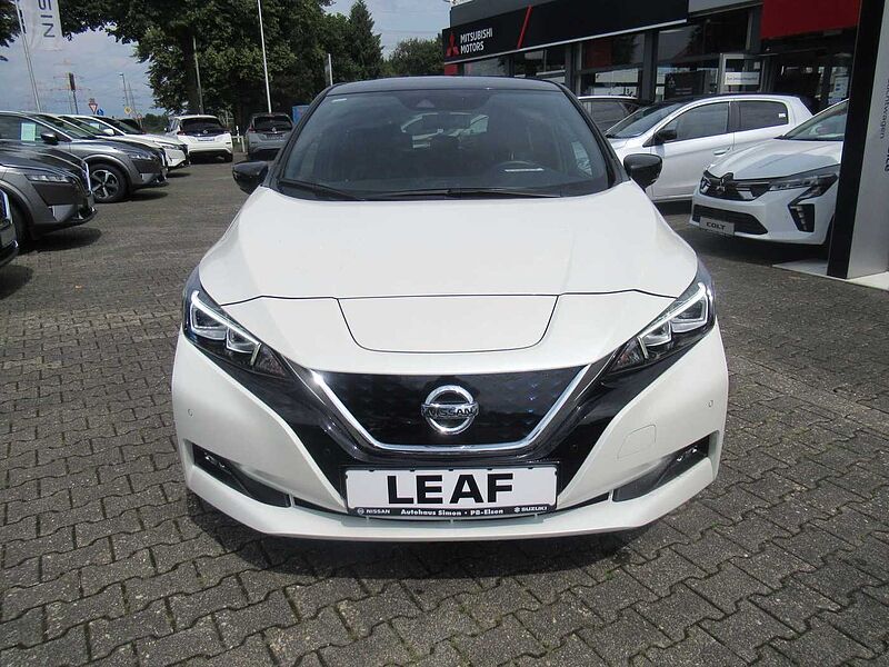 Nissan Leaf 40 kWh Tekna*LEDER*NAVI*SHZ*LED*KEYLESS ENTRY*