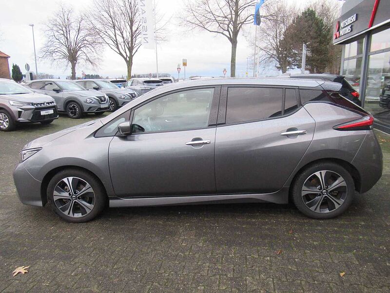 Nissan Leaf 40 kWh Tekna*LEDER*SHZ*NAVI*4xKAMERA*BOSE*