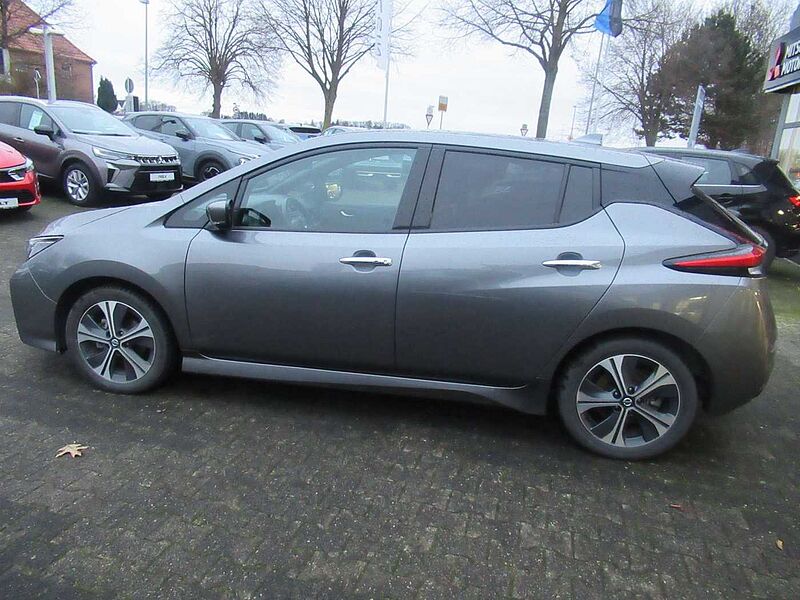 Nissan Leaf 40 kWh Tekna*ALLWETTER*LEDER*NAVI*4xKAMERA*SHZ*